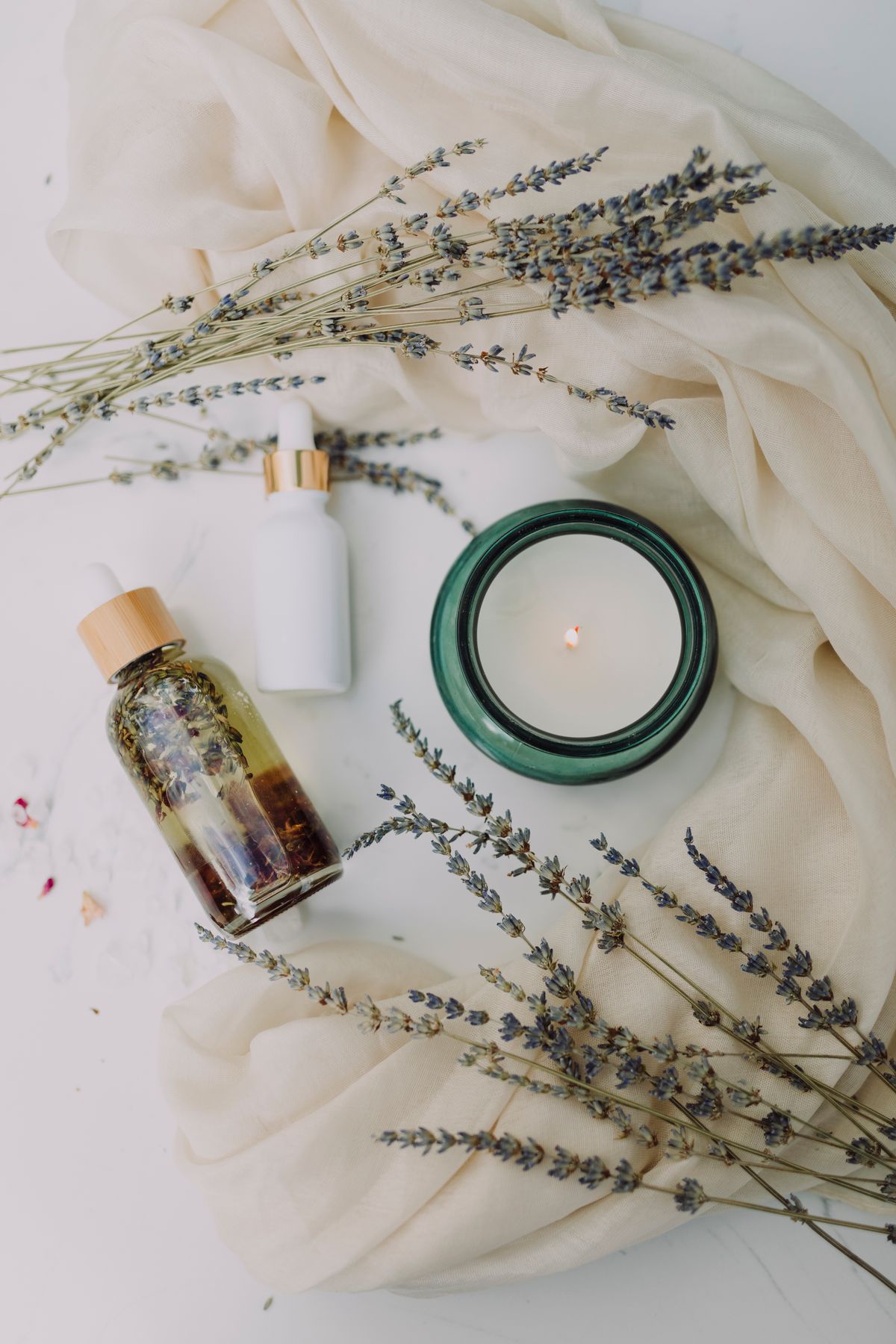 Studio ambiance at Candi Mandi Nails, Warren